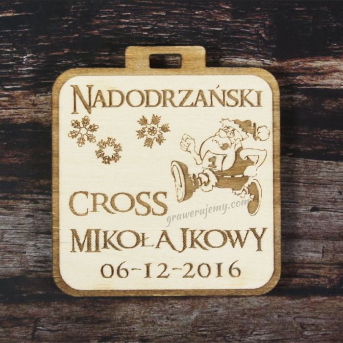 Medal drewniany 77. Cross Mikołajkowy